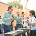 Héctor Santana clausura Semana Cultural en la Prepa 10 con premios, mensajes inspiradores y respaldo a la juventud
