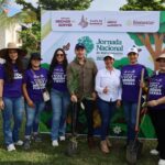 Encabeza Israel Santillán jornada de reforestación en Bahía de Banderas